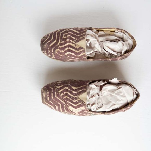 Gently used TOMS - Picture 5 of 12